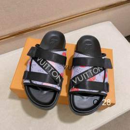 Picture of Louis Vuitton Slippers _SKULVsz38-45N0305289